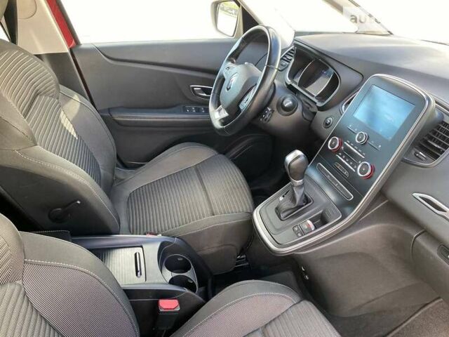 Красный Рено Сценик, объемом двигателя 1.46 л и пробегом 154 тыс. км за 15000 $, фото 22 на Automoto.ua