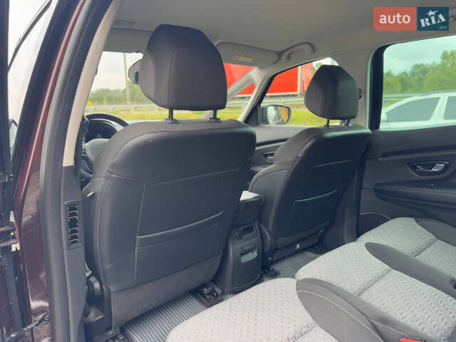 Красный Рено Сценик, объемом двигателя 1.33 л и пробегом 41 тыс. км за 16300 $, фото 50 на Automoto.ua