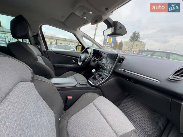 Красный Рено Сценик, объемом двигателя 1.33 л и пробегом 41 тыс. км за 16300 $, фото 32 на Automoto.ua