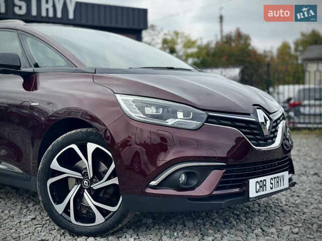 Красный Рено Сценик, объемом двигателя 1.33 л и пробегом 41 тыс. км за 16300 $, фото 8 на Automoto.ua