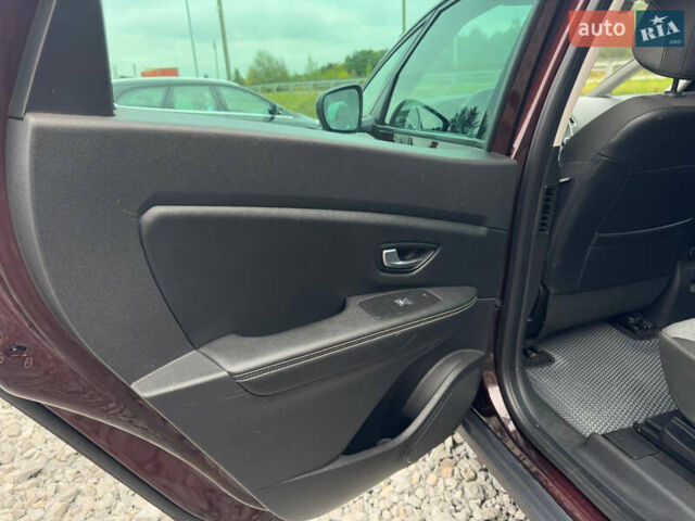 Красный Рено Сценик, объемом двигателя 1.33 л и пробегом 41 тыс. км за 16300 $, фото 51 на Automoto.ua