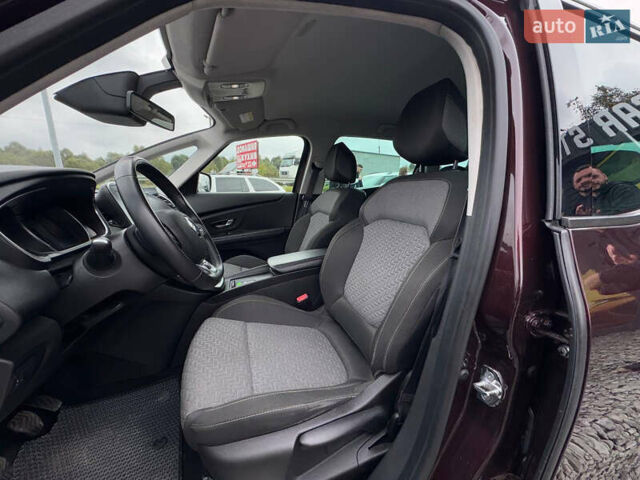 Красный Рено Сценик, объемом двигателя 1.33 л и пробегом 41 тыс. км за 16300 $, фото 52 на Automoto.ua