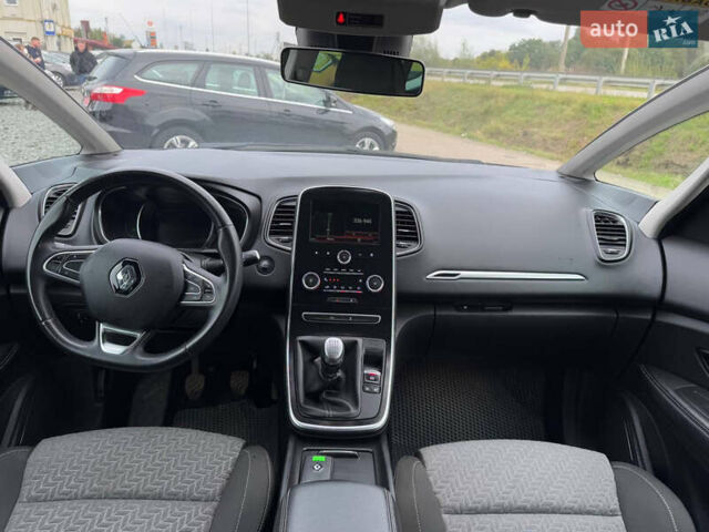 Красный Рено Сценик, объемом двигателя 1.33 л и пробегом 41 тыс. км за 16300 $, фото 38 на Automoto.ua