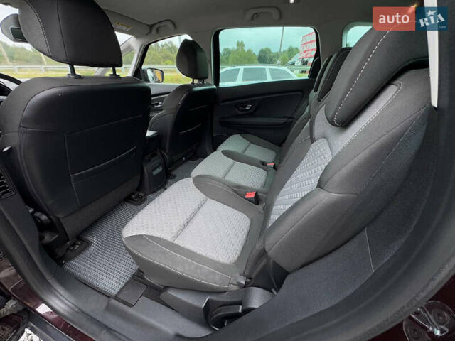 Красный Рено Сценик, объемом двигателя 1.33 л и пробегом 41 тыс. км за 16300 $, фото 48 на Automoto.ua