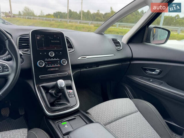 Красный Рено Сценик, объемом двигателя 1.33 л и пробегом 41 тыс. км за 16300 $, фото 40 на Automoto.ua