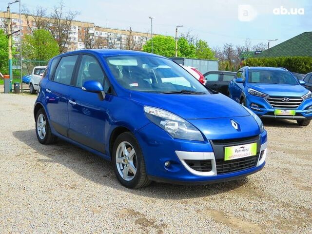 Рено Сценик, объемом двигателя 1.5 л и пробегом 142 тыс. км за 7500 $, фото 3 на Automoto.ua