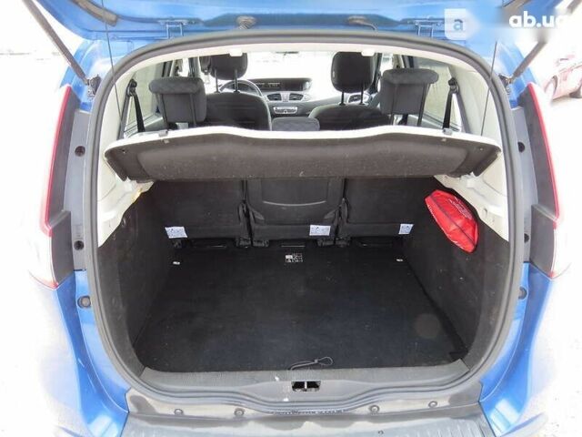 Рено Сценик, объемом двигателя 1.5 л и пробегом 142 тыс. км за 7500 $, фото 13 на Automoto.ua