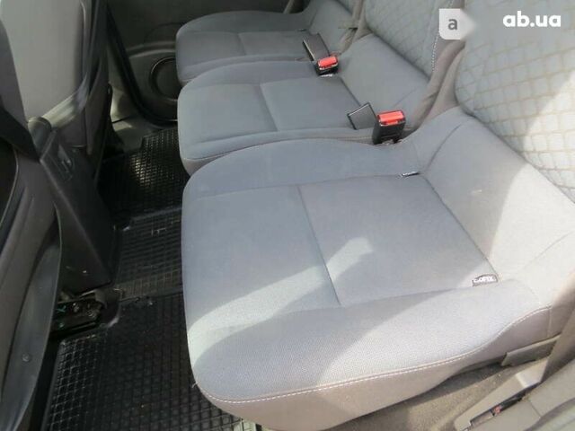 Рено Сценик, объемом двигателя 1.5 л и пробегом 142 тыс. км за 7500 $, фото 12 на Automoto.ua