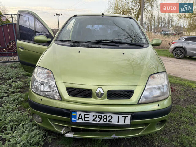 Рено Сценік, об'ємом двигуна 1.6 л та пробігом 200 тис. км за 2200 $, фото 1 на Automoto.ua