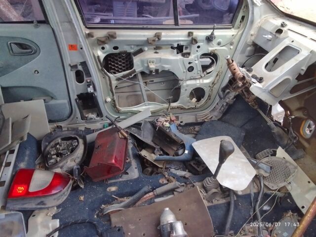 Рено Сценик, объемом двигателя 1.9 л и пробегом 547 тыс. км за 300 $, фото 1 на Automoto.ua