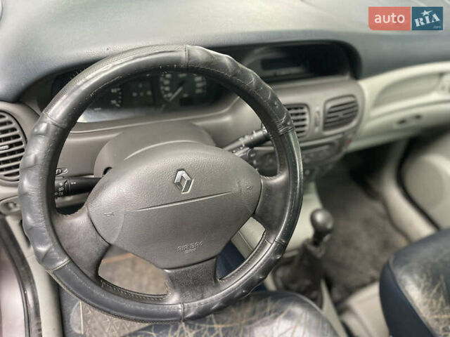Рено Сценик, объемом двигателя 1.89 л и пробегом 300 тыс. км за 1300 $, фото 7 на Automoto.ua