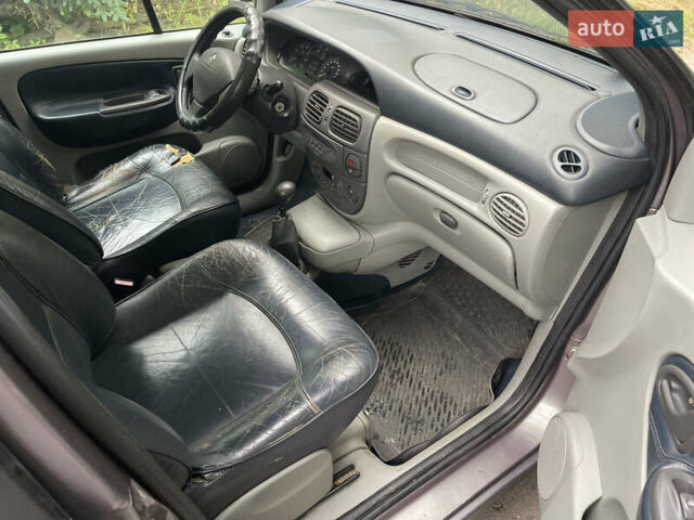 Рено Сценик, объемом двигателя 1.89 л и пробегом 300 тыс. км за 1300 $, фото 6 на Automoto.ua