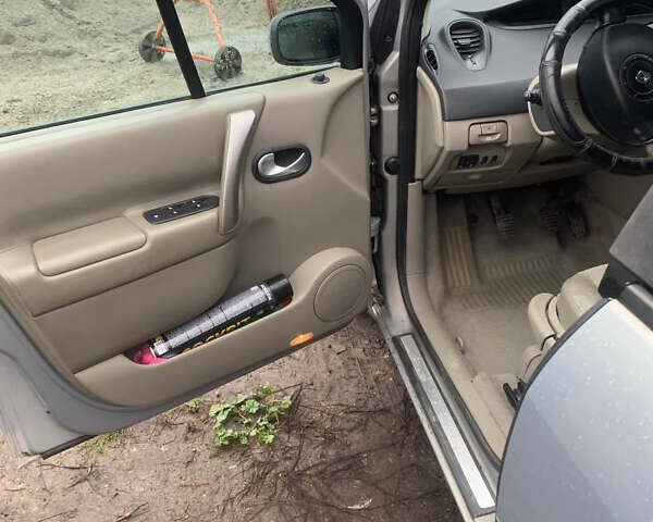 Рено Сценік, об'ємом двигуна 1.6 л та пробігом 200 тис. км за 4500 $, фото 3 на Automoto.ua