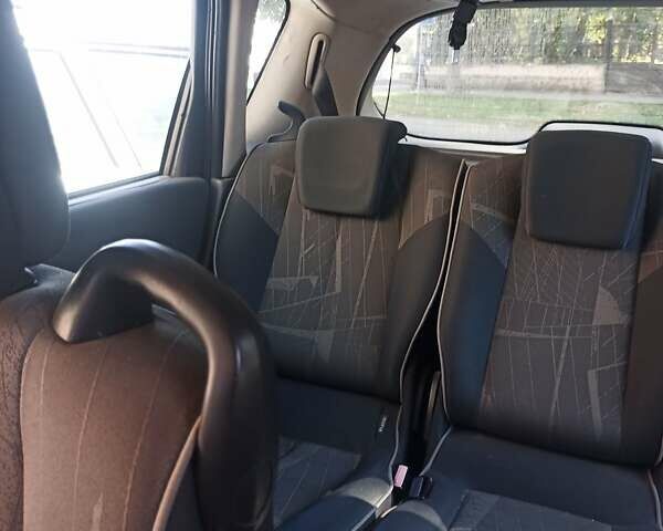 Рено Сценик, объемом двигателя 1.9 л и пробегом 300 тыс. км за 3500 $, фото 2 на Automoto.ua