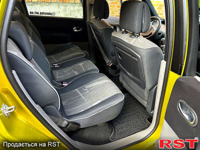 Рено Сценик, объемом двигателя 1.6 л и пробегом 270 тыс. км за 5700 $, фото 9 на Automoto.ua