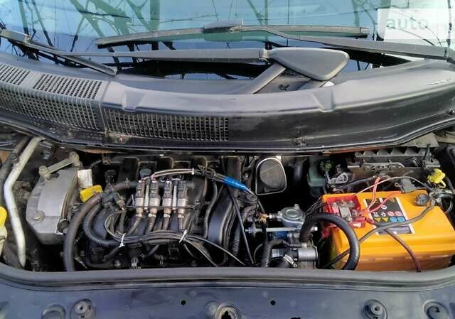 Рено Сценік, об'ємом двигуна 1.6 л та пробігом 225 тис. км за 4700 $, фото 9 на Automoto.ua