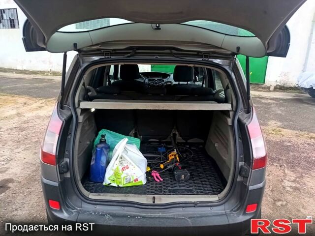 Рено Сценик, объемом двигателя 19 л и пробегом 285 тыс. км за 4400 $, фото 7 на Automoto.ua