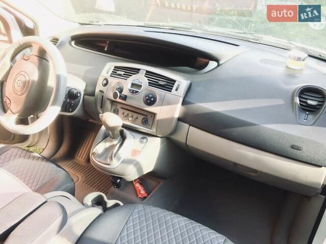 Рено Сценик, объемом двигателя 2 л и пробегом 254 тыс. км за 4300 $, фото 13 на Automoto.ua