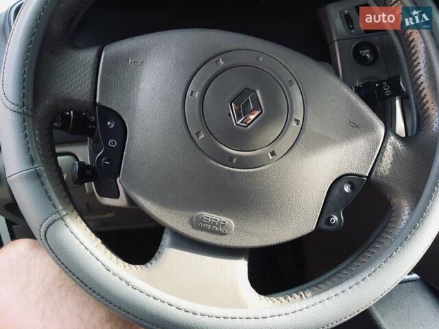 Рено Сценик, объемом двигателя 2 л и пробегом 254 тыс. км за 4300 $, фото 16 на Automoto.ua