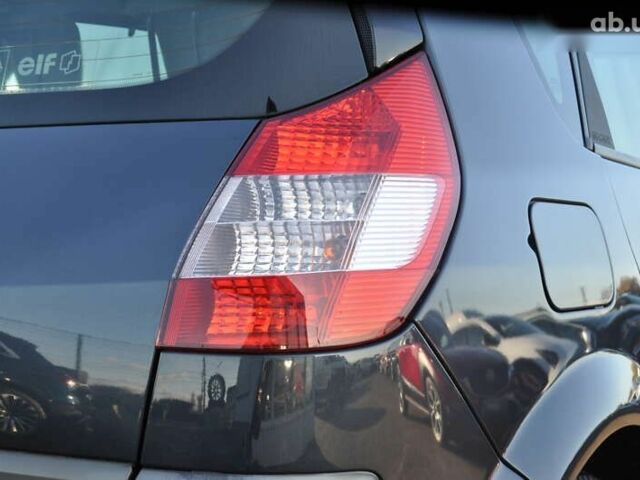 Рено Сценик, объемом двигателя 1.6 л и пробегом 138 тыс. км за 6300 $, фото 15 на Automoto.ua