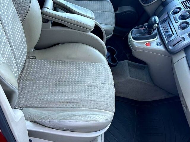 Рено Сценик, объемом двигателя 2 л и пробегом 200 тыс. км за 4000 $, фото 1 на Automoto.ua