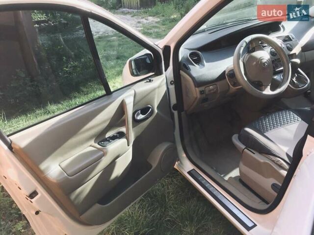 Рено Сценик, объемом двигателя 2 л и пробегом 254 тыс. км за 4300 $, фото 18 на Automoto.ua