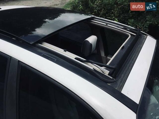 Рено Сценик, объемом двигателя 2 л и пробегом 254 тыс. км за 4300 $, фото 12 на Automoto.ua