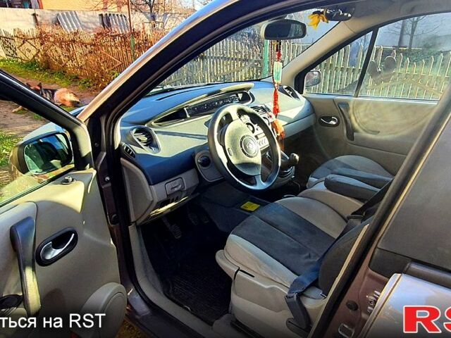 Рено Сценик, объемом двигателя 16 л и пробегом 219 тыс. км за 4500 $, фото 3 на Automoto.ua