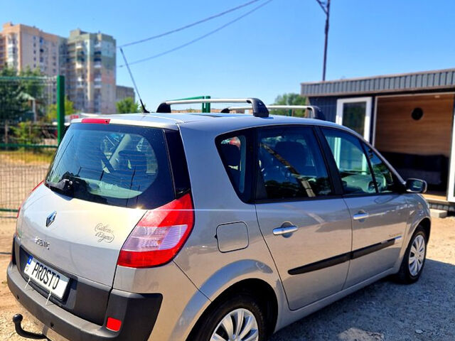 Рено Сценик, объемом двигателя 1.6 л и пробегом 180 тыс. км за 4900 $, фото 3 на Automoto.ua