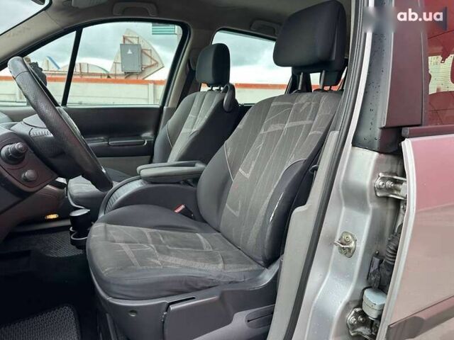 Рено Сценик, объемом двигателя 1.5 л и пробегом 302 тыс. км за 4690 $, фото 7 на Automoto.ua
