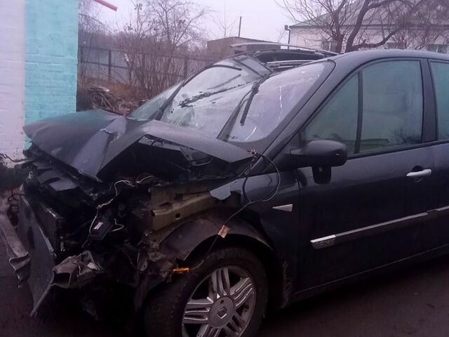 Рено Сценик, объемом двигателя 1.6 л и пробегом 160 тыс. км за 1500 $, фото 1 на Automoto.ua