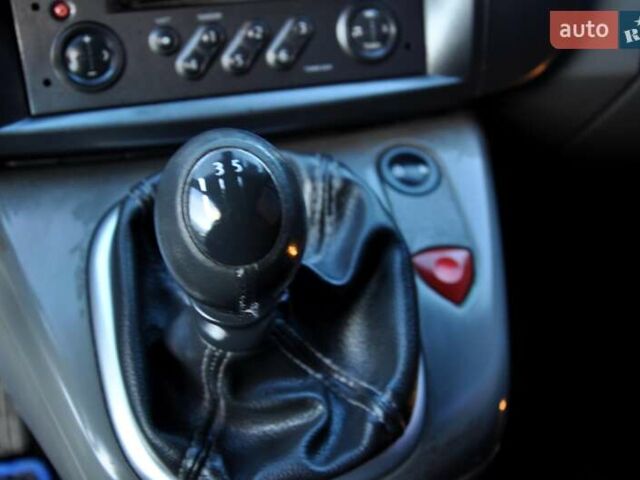 Рено Сценік, об'ємом двигуна 2 л та пробігом 283 тис. км за 3900 $, фото 32 на Automoto.ua