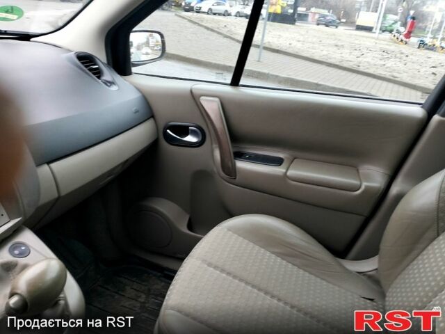 Рено Сценик, объемом двигателя 2 л и пробегом 230 тыс. км за 5850 $, фото 6 на Automoto.ua