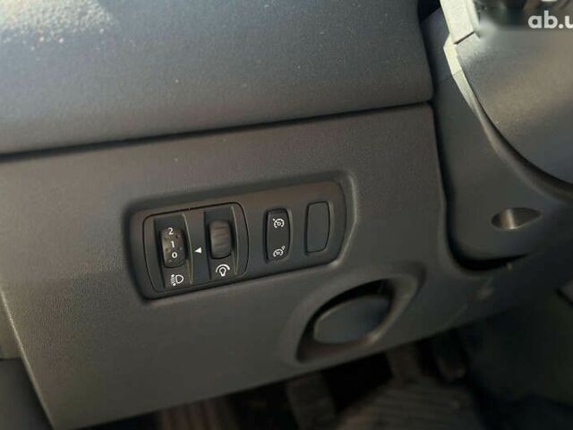 Рено Сценик, объемом двигателя 1.6 л и пробегом 309 тыс. км за 5300 $, фото 16 на Automoto.ua