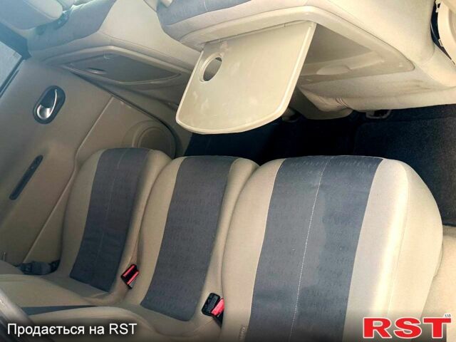 Рено Сценик, объемом двигателя 1.6 л и пробегом 190 тыс. км за 5500 $, фото 4 на Automoto.ua