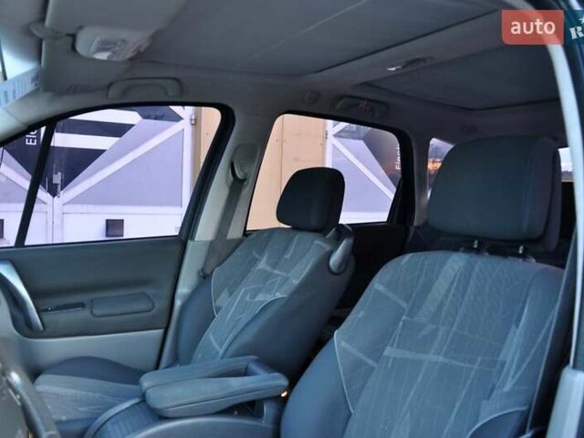 Рено Сценік, об'ємом двигуна 2 л та пробігом 283 тис. км за 3900 $, фото 19 на Automoto.ua