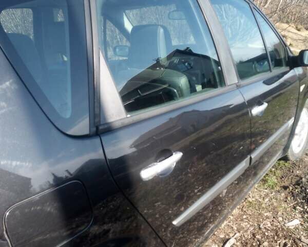 Рено Сценик, объемом двигателя 2 л и пробегом 220 тыс. км за 4700 $, фото 6 на Automoto.ua