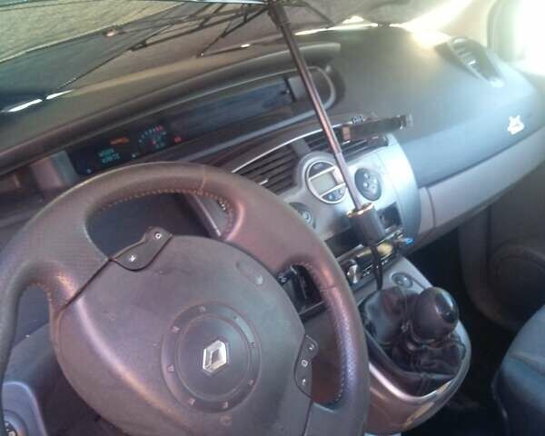 Рено Сценик, объемом двигателя 1.9 л и пробегом 257 тыс. км за 3500 $, фото 3 на Automoto.ua