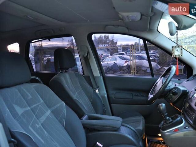 Рено Сценік, об'ємом двигуна 2 л та пробігом 283 тис. км за 3900 $, фото 29 на Automoto.ua