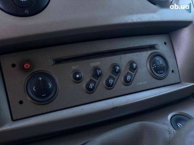 Рено Сценик, объемом двигателя 1.6 л и пробегом 248 тыс. км за 4490 $, фото 21 на Automoto.ua