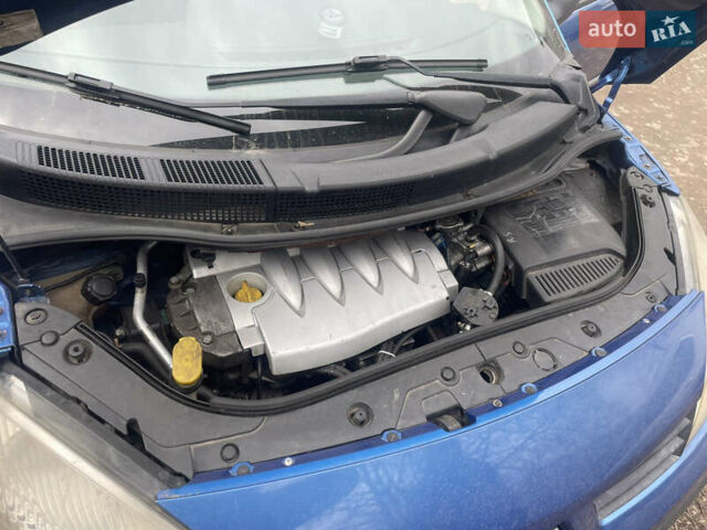 Рено Сценик, объемом двигателя 1.5 л и пробегом 215 тыс. км за 5000 $, фото 17 на Automoto.ua