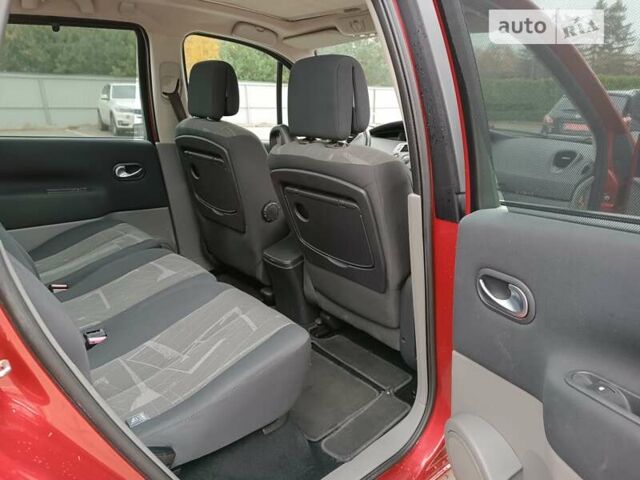Рено Сценик, объемом двигателя 1.6 л и пробегом 243 тыс. км за 4699 $, фото 14 на Automoto.ua