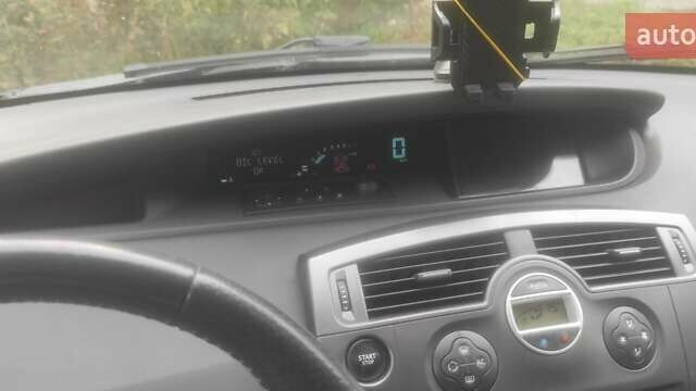 Рено Сценик, объемом двигателя 2 л и пробегом 300 тыс. км за 4900 $, фото 1 на Automoto.ua