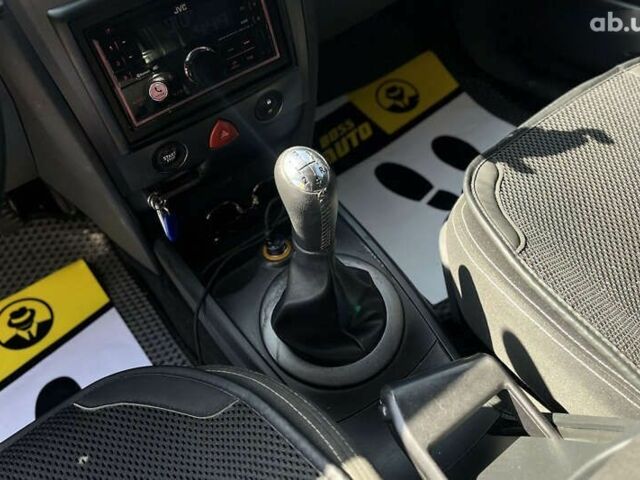 Рено Сценик, объемом двигателя 1.6 л и пробегом 309 тыс. км за 5300 $, фото 23 на Automoto.ua