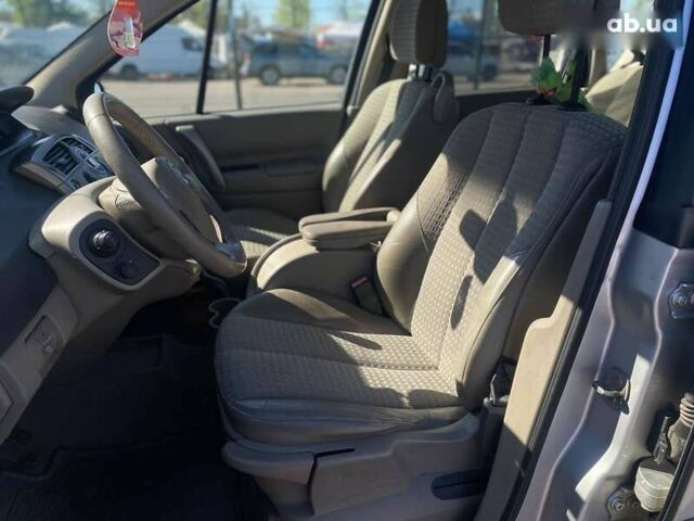 Рено Сценик, объемом двигателя 1.6 л и пробегом 248 тыс. км за 4490 $, фото 8 на Automoto.ua