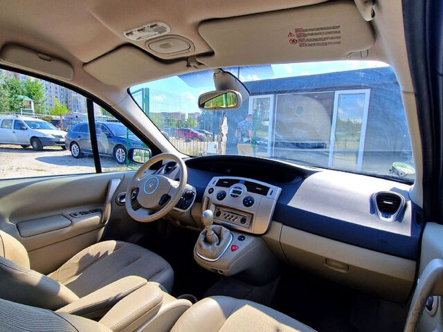 Рено Сценик, объемом двигателя 1.6 л и пробегом 150 тыс. км за 5600 $, фото 8 на Automoto.ua