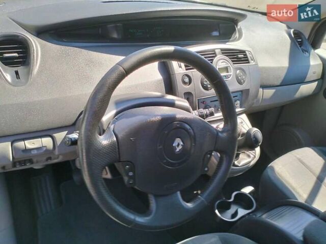 Рено Сценик, объемом двигателя 1.6 л и пробегом 235 тыс. км за 5200 $, фото 18 на Automoto.ua