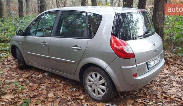 Рено Сценик, объемом двигателя 2 л и пробегом 214 тыс. км за 5100 $, фото 5 на Automoto.ua