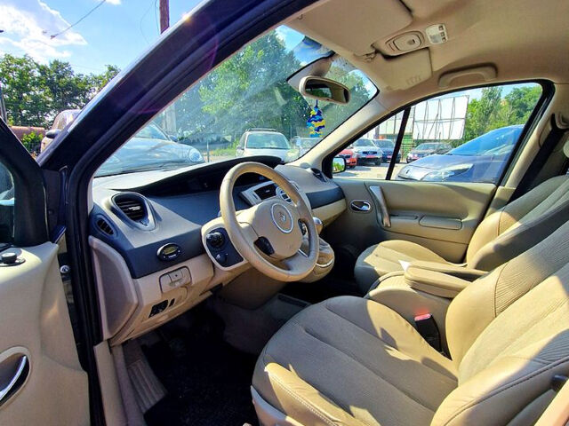 Рено Сценик, объемом двигателя 1.6 л и пробегом 150 тыс. км за 5600 $, фото 7 на Automoto.ua