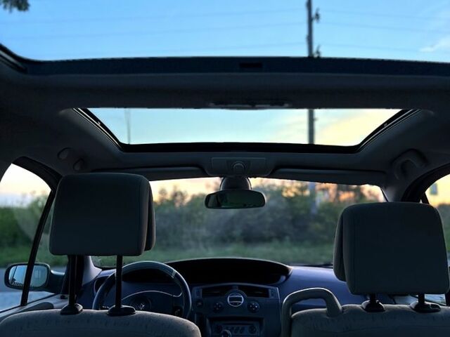 Рено Сценик, объемом двигателя 1.6 л и пробегом 181 тыс. км за 5200 $, фото 10 на Automoto.ua